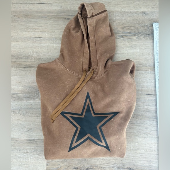 Nike Other - Dallas Cowboys 2023 Salute to Service Hoodie